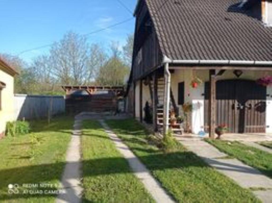 Erdey Apartman Barcs Luaran gambar