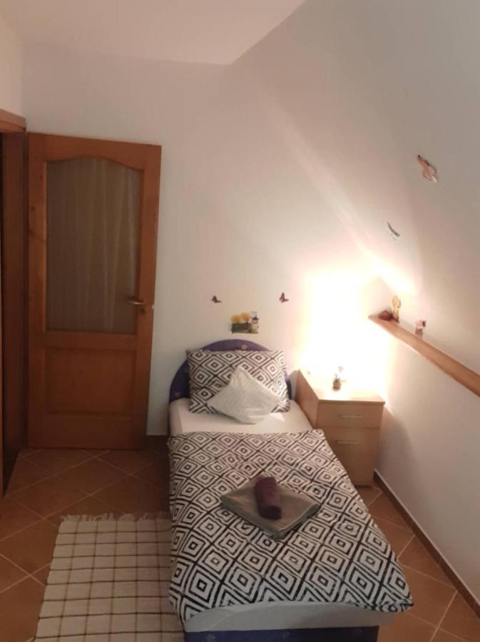 Erdey Apartman Barcs Luaran gambar